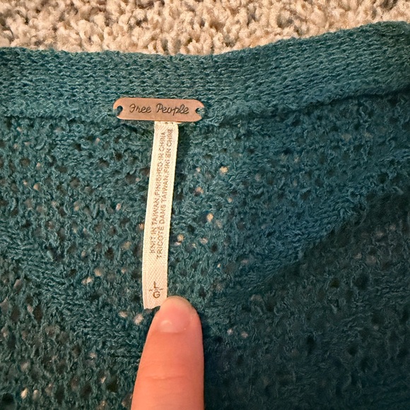 Vintage Free People Dark Green Openwork Long Cardigan - Picture 2 of 5